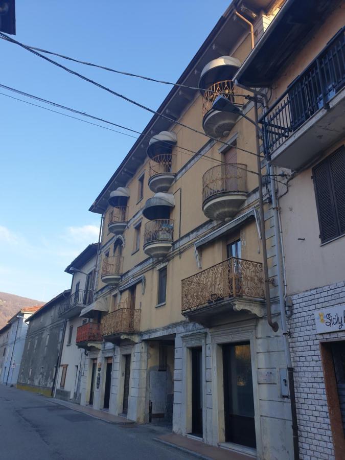 Morenikahome Borgofranco d'Ivrea Exterior photo